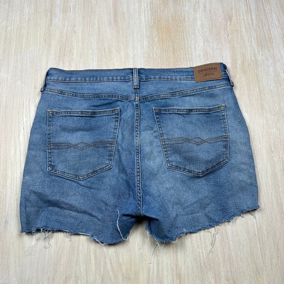 Denizen from Levi's Distressed High Rise Blue Denim Casual Jean Shorts 36 - Picture 12 of 15